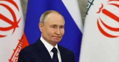 Stire din Actualitate : Vladimir Putin către Teheran: „Rusia este alături de Iran“