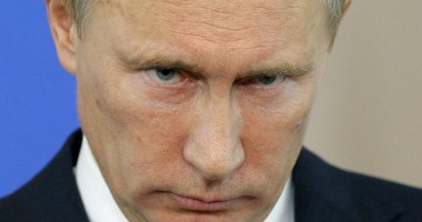 Stire din Actualitate : Vladimir Putin: Puterile mondiale sunt pe 'drumul cel bun' în privința armelor chimice din Siria