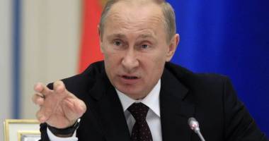 Stire din Actualitate : Putin: Trebuie să avem propriul sistem de carduri bancare pentru ruși