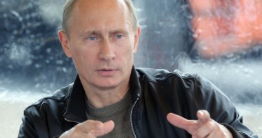 Stire din Actualitate : Vladimir Putin ordonă lansarea unor manevre militare de amploare în Marea Neagră