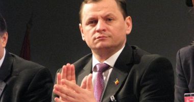 Stire din Eveniment : Gabriel Vlase, validat de Parlament la șefia SIE
