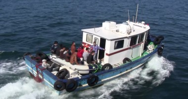 Galerie FOTO. Zeci de migranți afgani și iranieni, depistați în Marea Neagră - 5