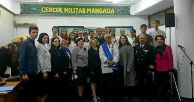 Stire din Cultură-Educație : Vocile Centenarului, la Mangalia. Vernisajul "De veghe pe granițe de apă"