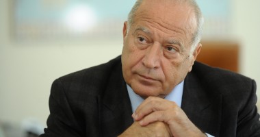 Stire din Politică-Administrație : Cine se luptă pentru locul de senator vacantat de Dan Voiculescu