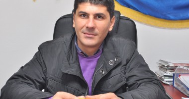 Stire din Politică-Administrație : Joc și voie bună, bal și artificii cu prilejul Zilelor comunei Vulturu