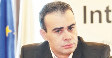 Stire din Politică-Administrație : "Voi semna decretul pentru numirea lui Vâlcov ca ministru"