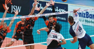 Stire din Sport : Galerie FOTO. Wegiel, o nucă prea tare pentru CVM Tomis