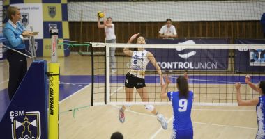 Stire din Sport : CSM Constanţa, debut cu dreptul în Divizia A2 la volei feminin