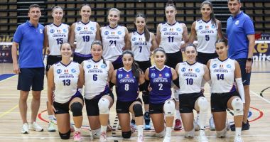 Stire din Sport : Voleibalistele de la Universitatea „Ovidius”, calificare în sferturi la Campionatul European Universitar