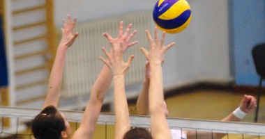 Stire din Sport : Volei, Liga Campionilor / Azerrail Baku, victorie în trei seturi la Constanța