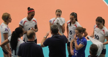 Stire din Sport : "Sirenele" înfruntă, azi, pe Schweriner, în Liga Campionilor