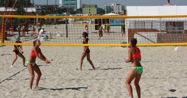 Au început Naționalele de volei pe plaja la Mamaia! Vezi aici GALERIA FOTO - 6