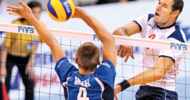 Stire din Sport : Volei masculin - Divizia A1 / Rezultatele primei etape, campioana învinsă la Craiova