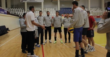 Stire din Sport : CVM Tomis reîncepe campionatul, mâine, cu VCM LPS Piatra Neamț