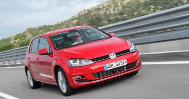 Stire din Diverse : Volkswagen nu mai face față la comenzi pentru Golf VII