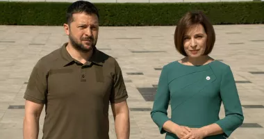 Stire din Actualitate : Bruxelles-ul pregătește startul negocierilor de aderare la UE pentru Ucraina și Republica Moldova