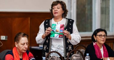 Stire din Cultură-Educație : Volumul "Ocolul Italiei în 14 etape" se lansează pe piață