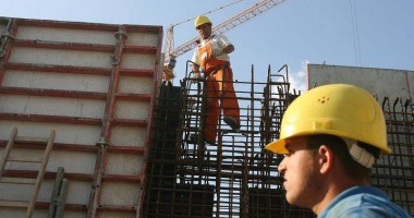 Stire din Economie : Volumul lucrărilor de construcții a scăzut cu 9,2% în ianuarie
