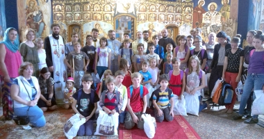 Stire din Social : Rețea de voluntari în Arhiepiscopia Tomisului