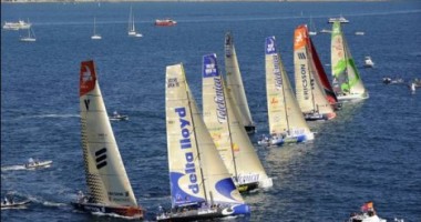 Stire din Economie : Cursa de navigație în jurul lumii și-a schimbat ruta din cauza piraților