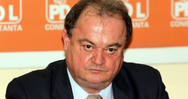 Stire din Politică-Administrație : Vasile Blaga:  "Vom discuta cu PNL despre o colaborare"