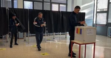 Stire din Actualitate : Peste 23.000 de români au votat în dispora, până la ora 12:00