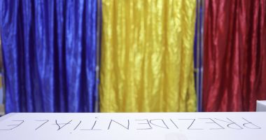 Stire din Actualitate : BEC reacționează după ce românii din diaspora și-au filmat votul. A fost sesizat IGPR