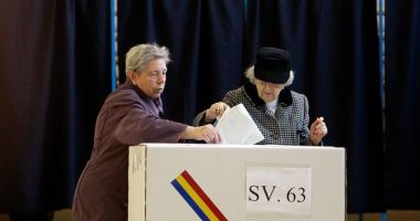 Stire din Eveniment : MAI: 17 sesizări de posibile probleme privind procesul electoral; 5 nu se confirmă