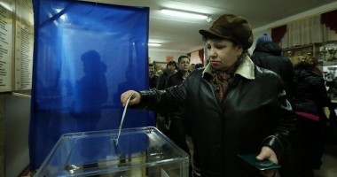 Stire din Actualitate : Participare de aproape 50% la referendumul din Crimeea