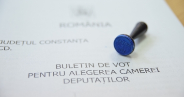 Stire din Politică-Administrație : Poporul a vorbit. Istoria se scrie la vot, nu pe Facebook sau prin cafenele