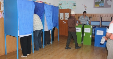 Stire din Politică-Administrație : Totul despre alegerile locale din 5 iunie. Când începe campania electorală și care sunt regulile jocului