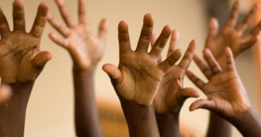 Stire din Social : Donați un leu pentru viitorul copiilor săraci!