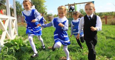 Stire din Social : Cer parțial înnorat  și maxime  de 23 de grade Celsius, astăzi, la Constanța