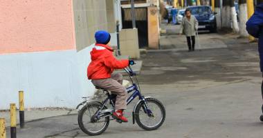 Stire din Social : Vreme însorită și maxime  de 12 grade Celsius,  astăzi, la Constanța