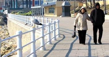 Stire din Social : Cer parțial înnorat și maxime de 14 grade Celsius, astăzi, la Constanța