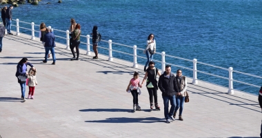 Stire din Social : Cum va fi vremea  în week-end,  la Constanța