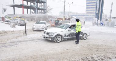Stire din Social : Ninsori în averse şi din ce în ce mai frig, la Constanţa