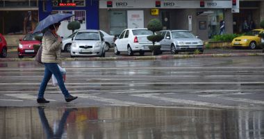 Stire din Social : Vreme închisă, ploi slabe şi temperaturi scăzute, la Constanţa