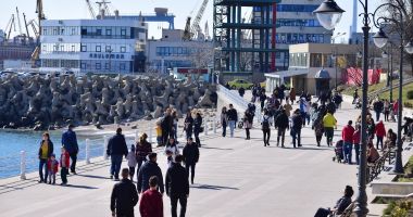 Stire din Social : Vreme însorită şi maxime de 17 grade Celsius, în zona litoralului