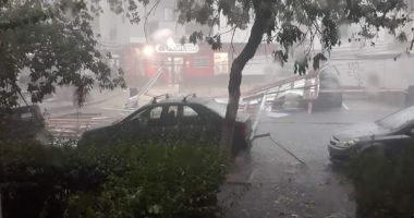 Stire din Social : Vreme extremă în ţară. Meteorologii au emis coduri de furtună şi caniculă