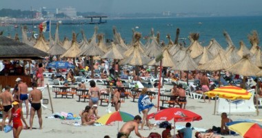Stire din Social : Alertă la malul mării! Constanța, zece ore sub COD GALBEN de caniculă!