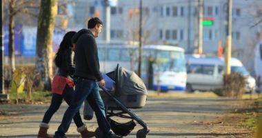 Stire din Social : Soare și maxime de 12, 13 grade Celsius, astăzi, la Constanța
