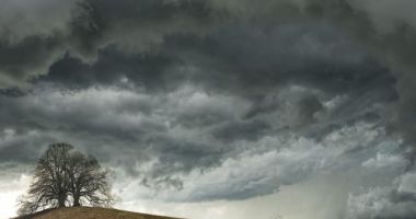 Meteorologii au actualizat alertele de ger și vânt. Cod galben și portocaliu în toată țara
