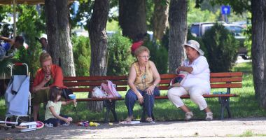 Stire din Social : METEO - Vremea va fi caldă astăzi, dar instabilă