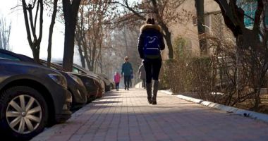 Stire din Social : Vremea va fi închisă și va continua să se răcească