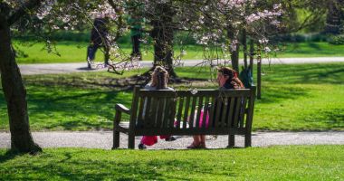 Stire din Social : Cum va fi vremea în minivacanța de 1 Mai. Prognoza meteo pentru următoarele patru săptămâni