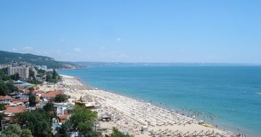 Stire din Social : Luna august debutează cu temperaturi de peste 33 de grade în majoritatea regiunilor