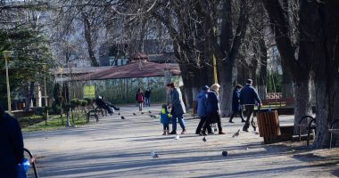 Stire din Social : Vreme închisă, dar caldă, la Constanța