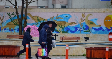 O nouă informare de la meteorologi! Vreme deosebit de rece până sâmbătă dimineață