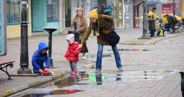 Stire din Social : Ploi și frig, zilele acestea, la Constanța